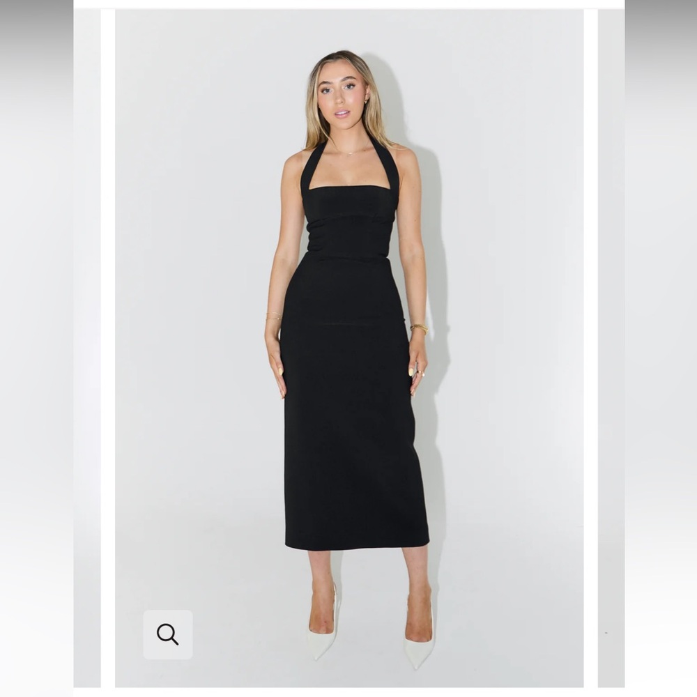 Odd Muse The Ultimate Muse Halter Neck Midi Dress NWT Size M Navy